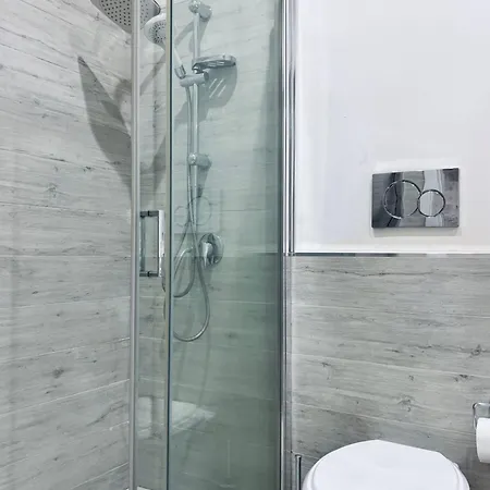 Urban Flat Dante شقة *