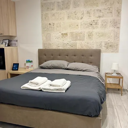 Urban Flat Dante باري